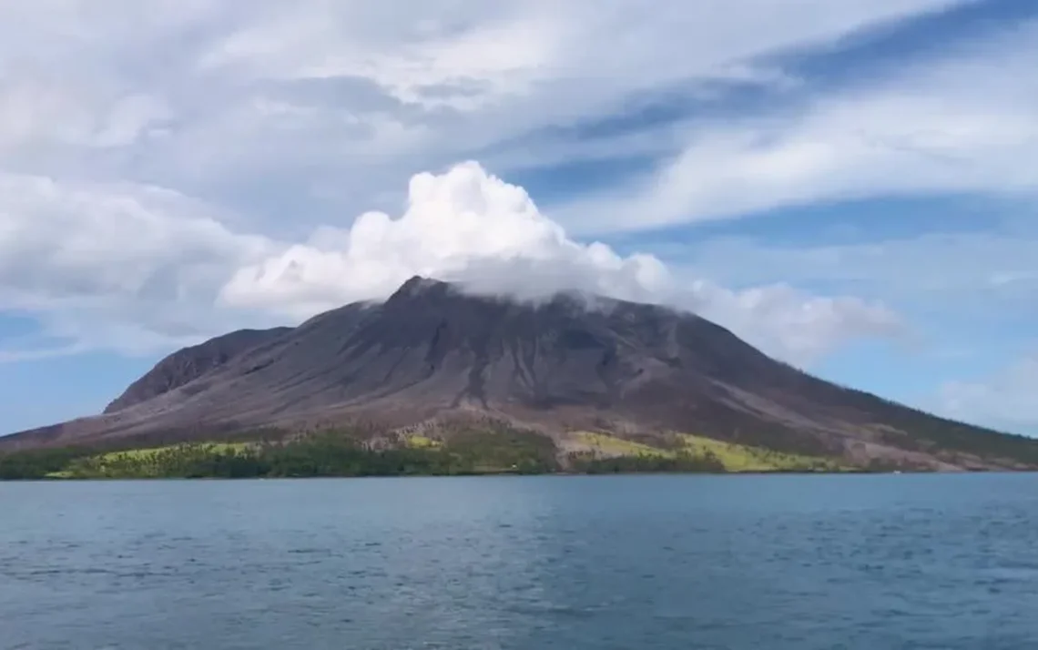 Vulcânico, Erupção, Cinzas