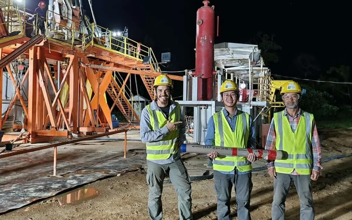 megaprojeto, científico, megaprojeto, científico de, perfuração, Projeto, de Perfuração, Transamazônica;